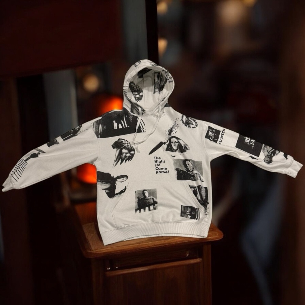 HALLOWEEN MOVIE GRAPHIC HOODIE - SIZE SMALL
